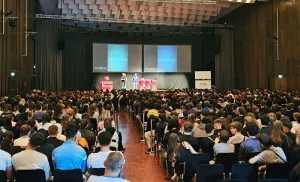 Vorschau: 8com7.jpg (11.06.2024 14:45)