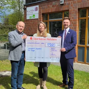 Vorschau: Pressefoto_PS-Zweckertrag_Sparkasse_Holstein_Sprungbrett_2023-05-11