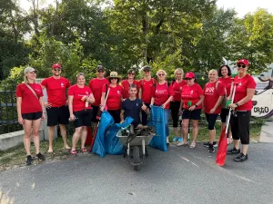 Vorschau: Cleanup-Day_Gruppenfoto_(c)_Sparkasse_Leipzig