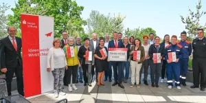 Vorschau: Übergabe-Fördermittel-MTK-2-klein.jpg (09.06.2023 13:18)
