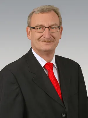 Vorschau: s0012287_lange_peter_mittel.jpg