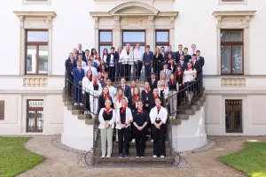Vorschau: Ausbildungsstart_2024_Gruppenfoto_(c)_Sparkasse_Leipzig