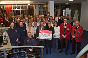 Vorschau: 2019-12-20-PS_Los_Spendenübergabe.png (20.12.2019 11:48)