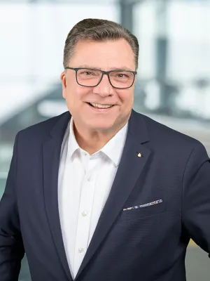 Vorschau: Alexander_Jusmann_0664_klein.jpg (18.03.2024 16:45)