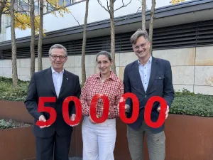 Vorschau: Pressefoto_Spende_TERRA.vita