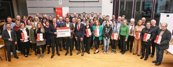 Bild zur Pressemitteilung: Naspa Stiftung unterstützt ehrenamtliches Engagement