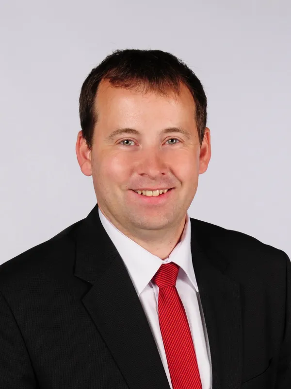 Bild zur Pressemitteilung: Mitarbeiterstiftung der Sparkasse schüttet 1.750 Euro aus