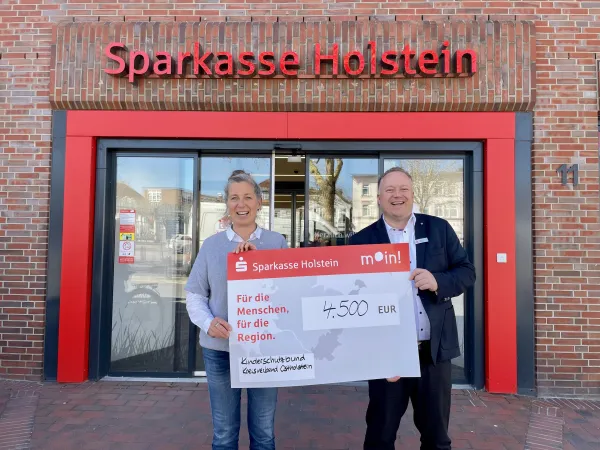Bild zur Pressemitteilung: Sparkasse Holstein übergibt Spende an den Kinderschutzbund Kreisverband Ostholstein