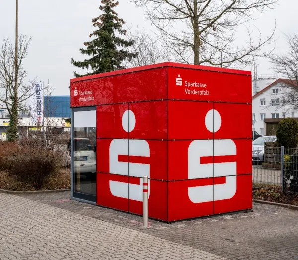 Bild zur Pressemitteilung: Neuer SB-Standort der Sparkasse Vorderpfalz erfolgreich etabliert