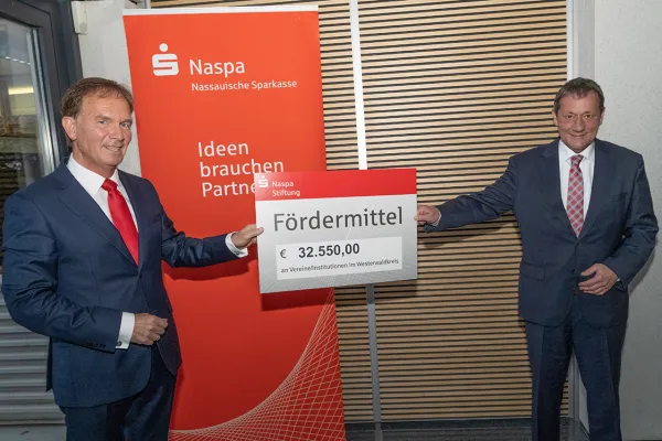 Bild zur Pressemitteilung: Unterstützung in schwierigen Zeiten: Die Naspa Stiftung fördert Projekte in der Region