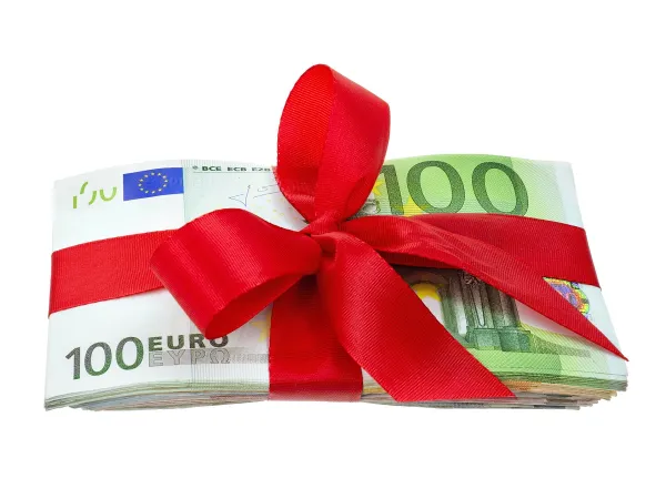 Bild zur Pressemitteilung: Rhein-Pfalz-Kreis: Nikolausspende der Sparkasse brachte 42.000 Euro für Vereine