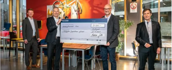 Bild zur Pressemitteilung: 20.000 Euro Weihnachtsspende der LBBW/BW-Bank an die stjg: Fitness-Mobil, Inklusionsbegleiter und Kreativpäckchen