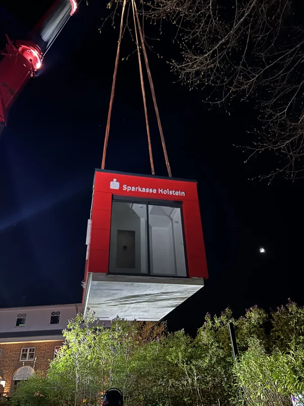 Bild zur Pressemitteilung: Sparkasse Holstein eröffnet SB-Filiale in Lütjensee – Rückkehr mit klarem Bekenntnis zur Region
