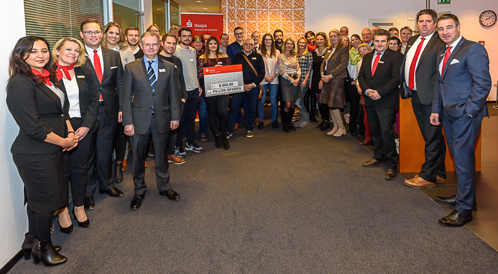 181213-PS-Los-Spende-Ffm-klein-3630.jpg (17.12.2018 15:42)