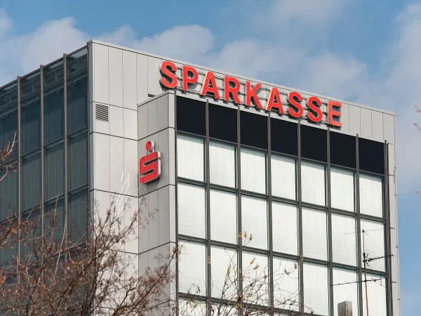 Bild zur Pressemitteilung: PS-Sparer der Sparkasse Vorderpfalz können sich freuen